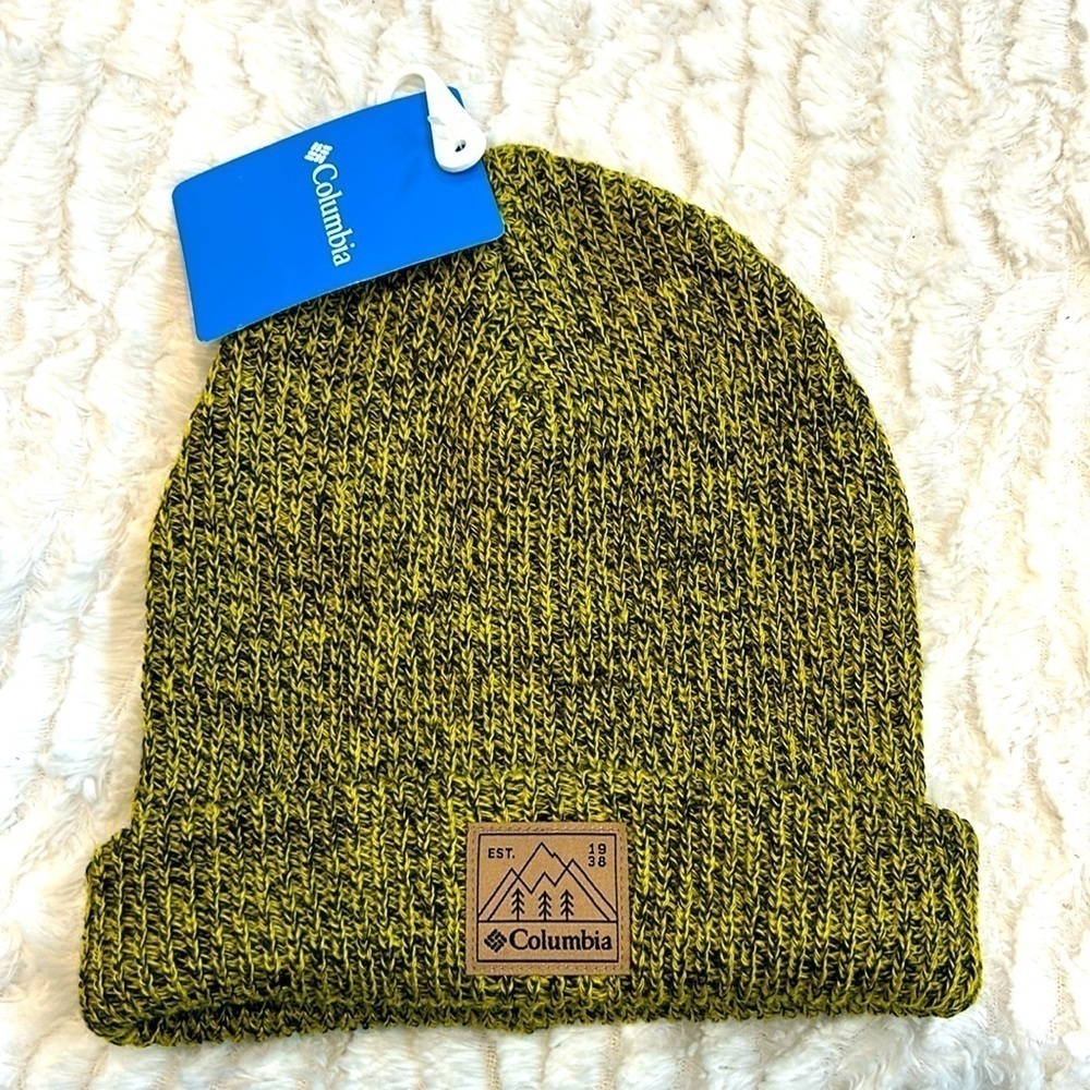 Columbia youth whirl whirlibird cuffed beanie hat lime green black New with tag